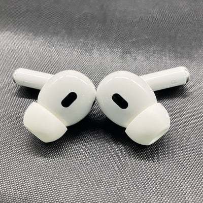 【中古】MagSafe充電ケース(USB-C)付きAirPods Pro(第2世代) MTJV3JA【秋葉原】