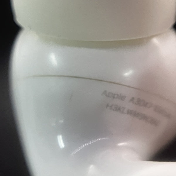 【中古】MagSafe充電ケース(USB-C)付きAirPods Pro(第2世代) MTJV3JA【秋葉原】