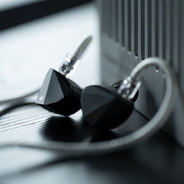 Kadenz e☆earphone x MOONDROP