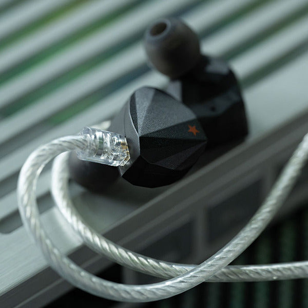 Kadenz e☆earphone x MOONDROP