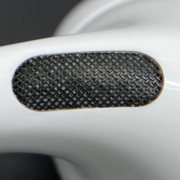 【中古】MagSafe充電ケース(USB-C)付きAirPods Pro(第2世代) MTJV3JA【日本橋】