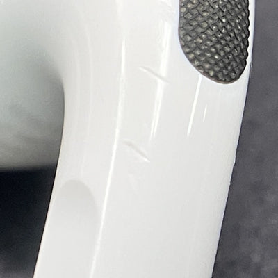 【中古】AirPods Pro MWP22J/A【秋葉原】