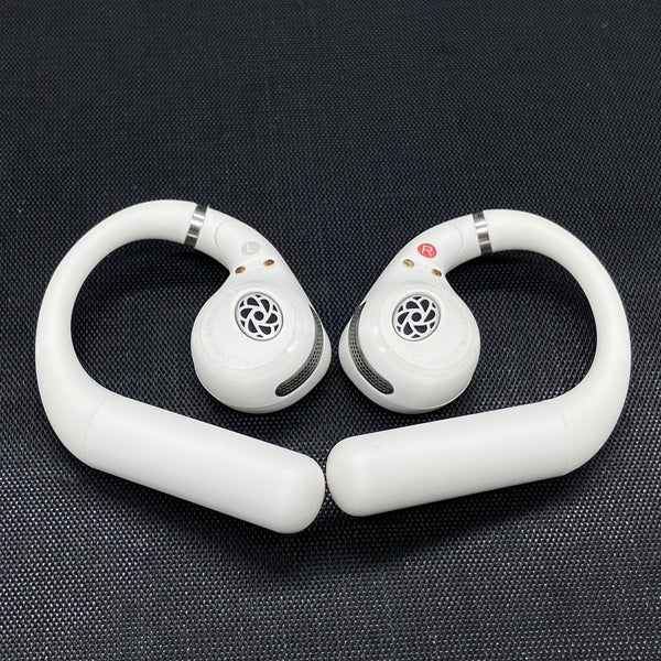 【中古】Soundcore AeroFit ホワイト 【A3872N21】【秋葉原】