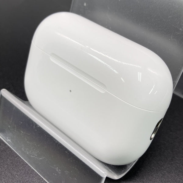 【中古】MagSafe充電ケース(USB-C)付きAirPods Pro(第2世代) MTJV3JA【秋葉原】