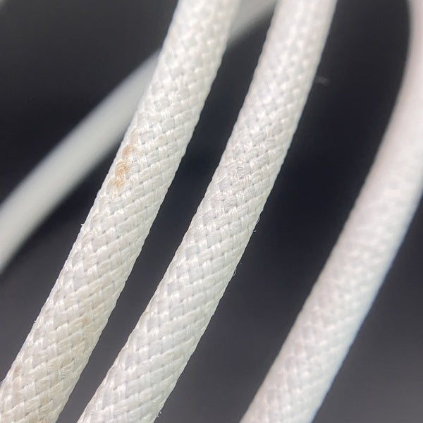 【中古】MagSafe充電ケース(USB-C)付きAirPods Pro(第2世代) MTJV3JA【秋葉原】