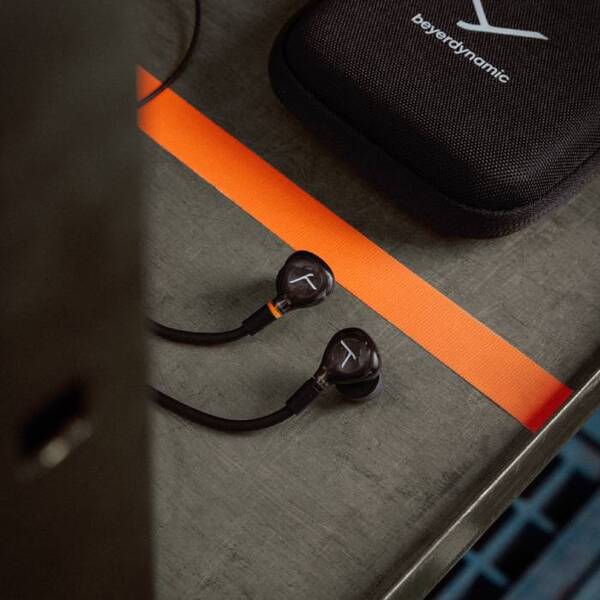 DT 73 IE Classic Instruments & Keys