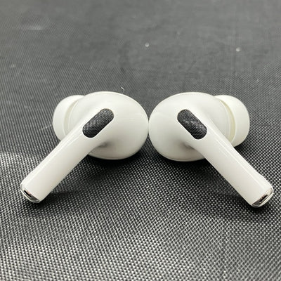 【中古】MagSafe充電ケース(USB-C)付きAirPods Pro(第2世代) MTJV3JA【秋葉原】