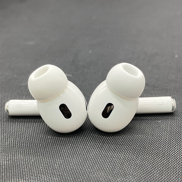 【中古】MagSafe充電ケース(USB-C)付きAirPods Pro(第2世代) MTJV3JA【秋葉原】