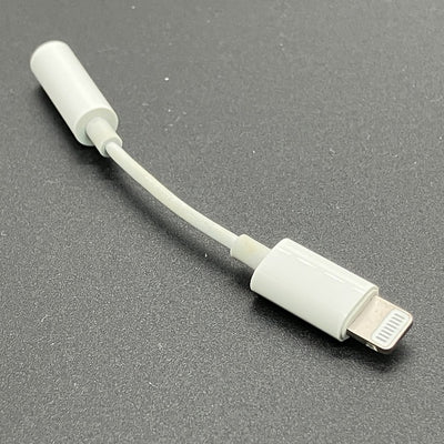 【中古】Lightning - 3.5 mmヘッドフォンジャックアダプタ【名古屋】