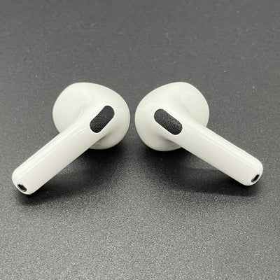 【中古】AirPods 4 MXP93J/A（アクティブノイズキャンセリング搭載）【日本橋】
