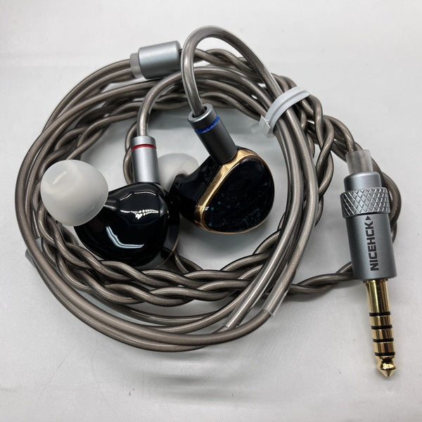 【中古】NX8 Special Edition (3.5mm/4.4mm)【秋葉原】