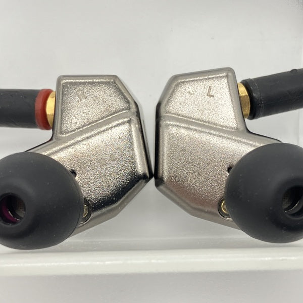 【中古】B2 【FI-B2BSSD】【日本橋】