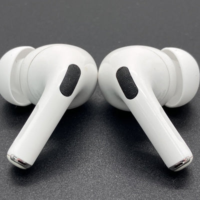 【中古】MagSafe充電ケース(USB-C)付きAirPods Pro(第2世代) MTJV3JA【日本橋】