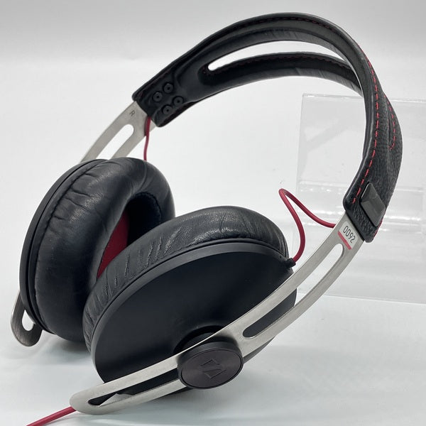 【中古】MOMENTUM on EAR Black【仙台】