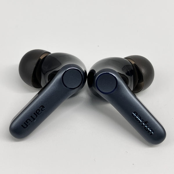 【中古】Air Pro 4 - Black【秋葉原】