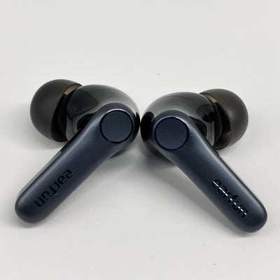 【中古】Air Pro 4 - Black【秋葉原】