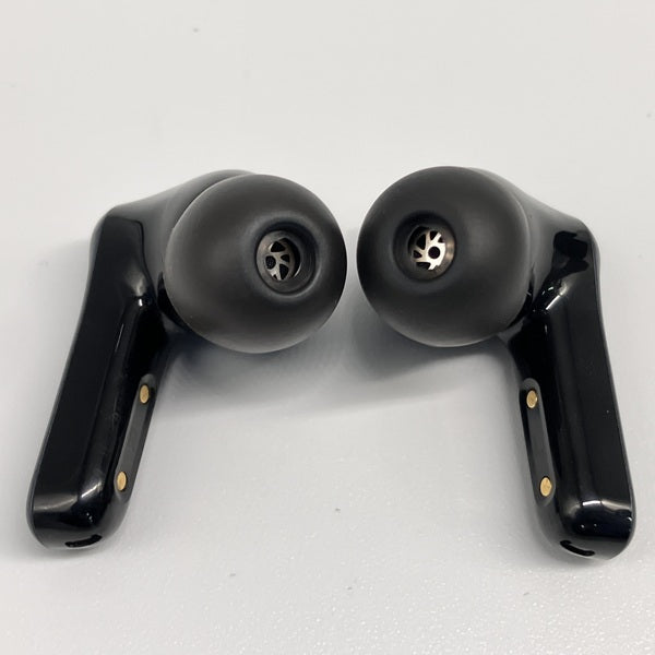 【中古】Air Pro 4 - Black【秋葉原】