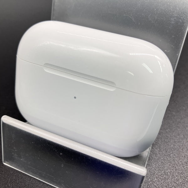 Apple 【中古】AirPods Pro (第2世代) 充電ケース (Lightning)【日本橋