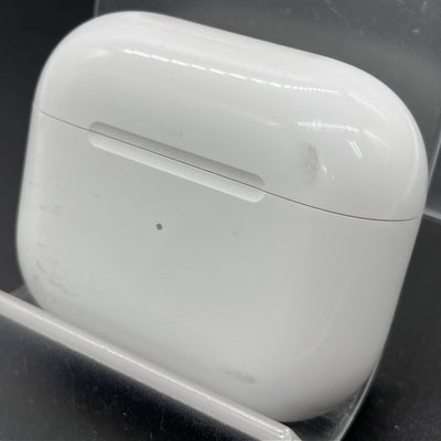 【中古】AirPods 充電ケース (第3世代)【秋葉原】