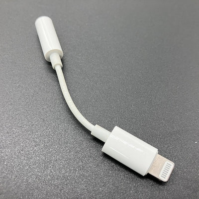 【中古】Lightning - 3.5 mmヘッドフォンジャックアダプタ【名古屋】