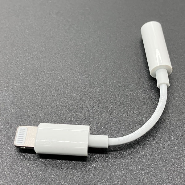 【中古】Lightning - 3.5 mmヘッドフォンジャックアダプタ【名古屋】
