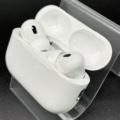 【中古】MagSafe充電ケース(USB-C)付きAirPods Pro(第2世代) MTJV3JA【秋葉原】