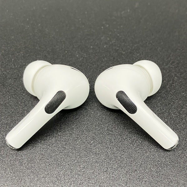 【中古】MagSafe充電ケース(USB-C)付きAirPods Pro(第2世代) MTJV3JA【秋葉原】