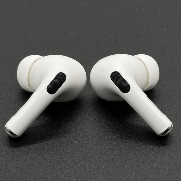 【中古】MagSafe充電ケース(USB-C)付きAirPods Pro(第2世代) MTJV3JA【日本橋】