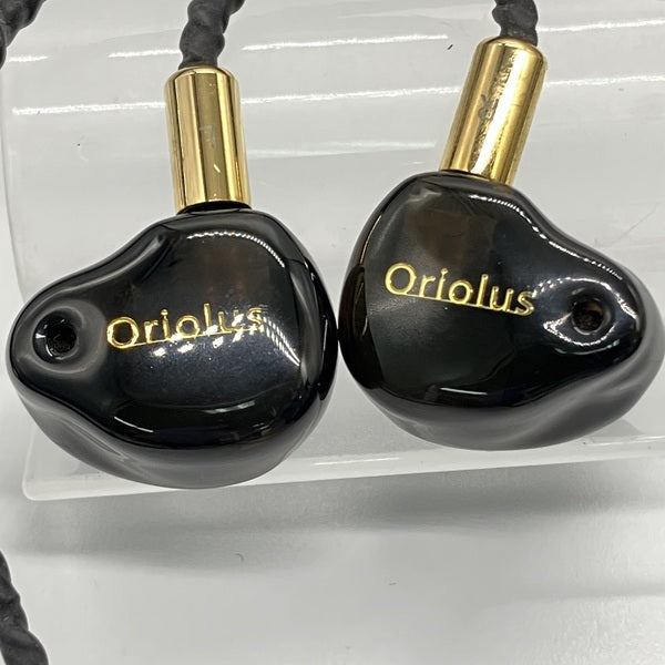 【中古】Finschi【秋葉原】