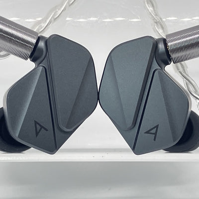 【中古】AK ZERO2 【IRV-AK-ZERO2】【秋葉原】