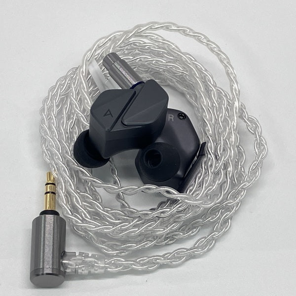 【中古】AK ZERO2 【IRV-AK-ZERO2】【秋葉原】