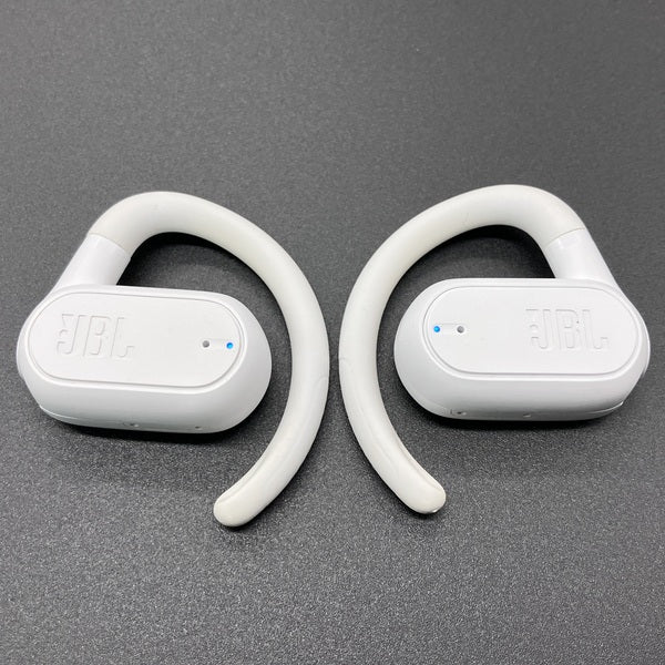 【中古】SOUNDGEAR SENSE ホワイト【JBLSNDGEARSNSWHT】【秋葉原】