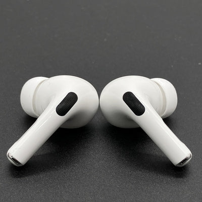 【中古】MagSafe充電ケース(USB-C)付きAirPods Pro(第2世代) MTJV3JA【日本橋】