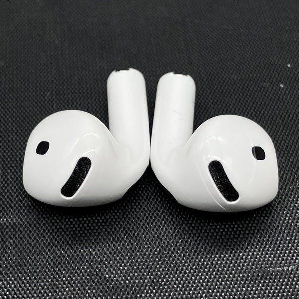 【中古】AirPods 4 MXP93J/A（アクティブノイズキャンセリング搭載）【秋葉原】