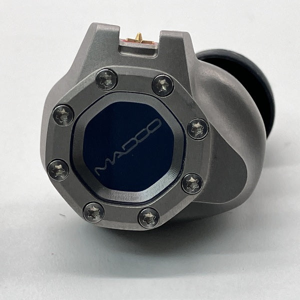 【中古】Typ821 【MDO-T821-TI】【秋葉原】