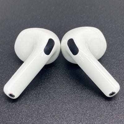 【中古】AirPods 4 MXP63J/A【秋葉原】