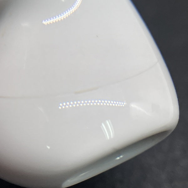 【中古】AirPods 4 MXP63J/A【秋葉原】