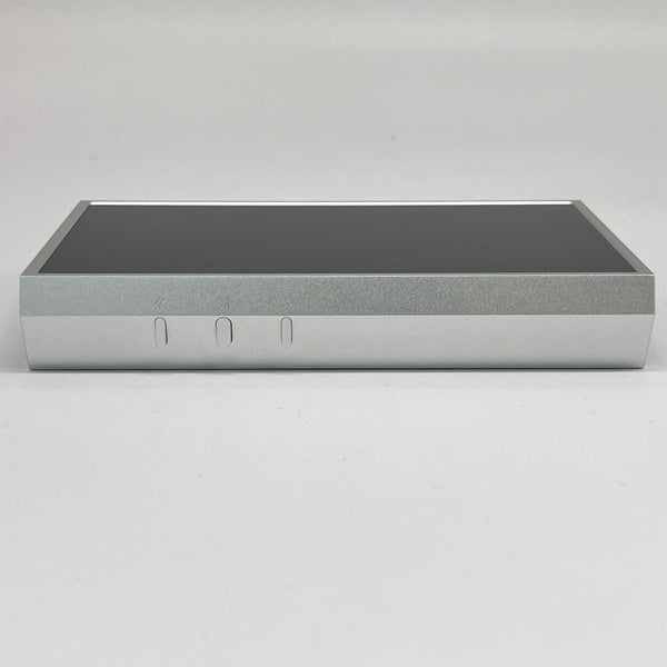 【中古】M5 Ultra シルバー【日本橋】