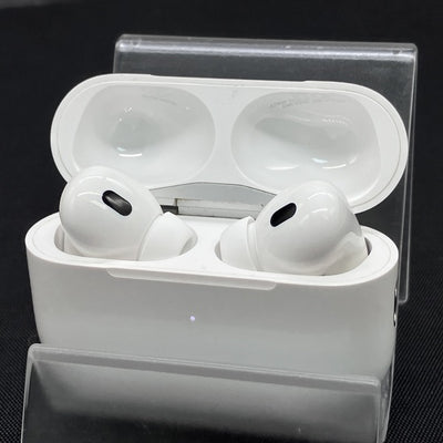【中古】MagSafe充電ケース(USB-C)付きAirPods Pro(第2世代) MTJV3JA【秋葉原】
