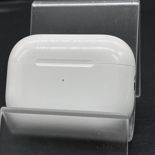 【中古】MagSafe充電ケース(USB-C)付きAirPods Pro(第2世代) MTJV3JA【秋葉原】