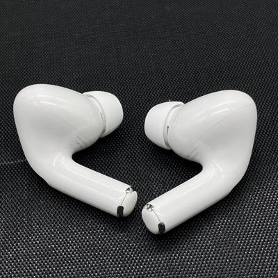 【中古】MagSafe充電ケース(USB-C)付きAirPods Pro(第2世代) MTJV3JA【秋葉原】