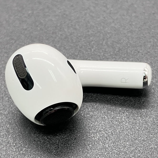 【中古】AirPods Pro （R側）【秋葉原】