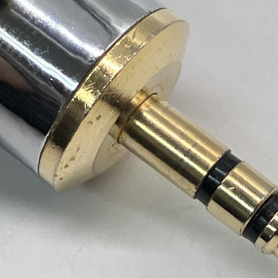 【中古】Female 2.5mm to 3.5mm Adapter Plug【秋葉原】