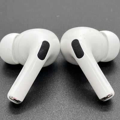 【中古】MagSafe充電ケース(USB-C)付きAirPods Pro(第2世代) MTJV3JA【日本橋】