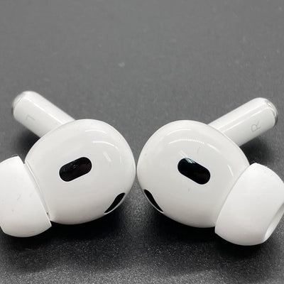 【中古】MagSafe充電ケース(USB-C)付きAirPods Pro(第2世代) MTJV3JA【日本橋】