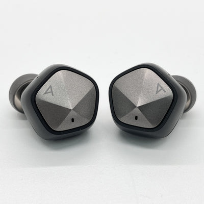 【中古】AK UW100 Black 【IRV-AK-UW100-BLK】【名古屋】