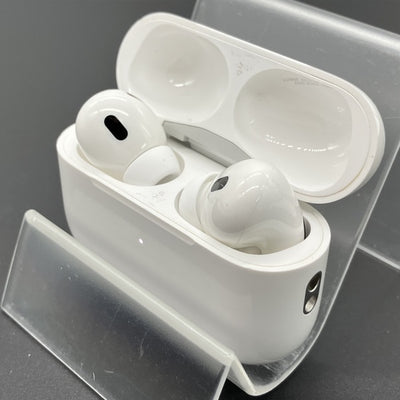 【中古】MagSafe充電ケース(USB-C)付きAirPods Pro(第2世代) MTJV3JA【秋葉原】