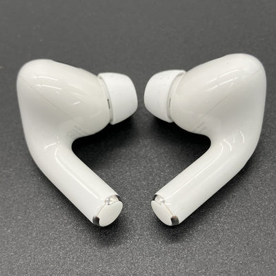 【中古】MagSafe充電ケース(USB-C)付きAirPods Pro(第2世代) MTJV3JA【秋葉原】