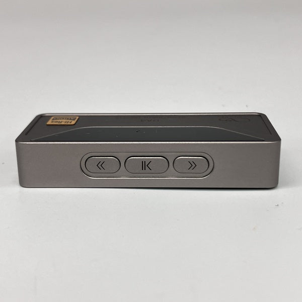 【中古】UA4 チタニウム【日本橋】