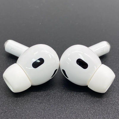 【中古】MagSafe充電ケース(USB-C)付きAirPods Pro(第2世代) MTJV3JA【日本橋】